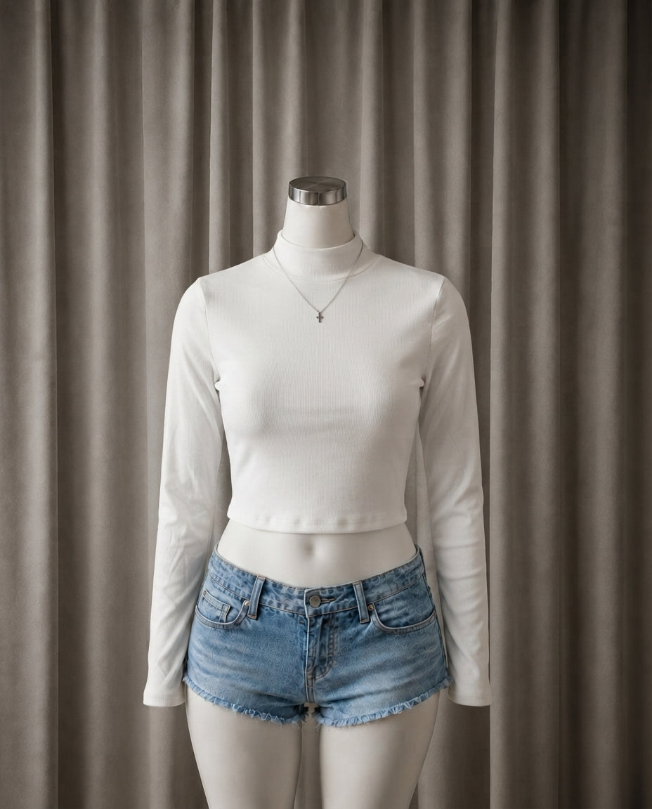 Ribbed Knit Long-Sleeve Crop Top